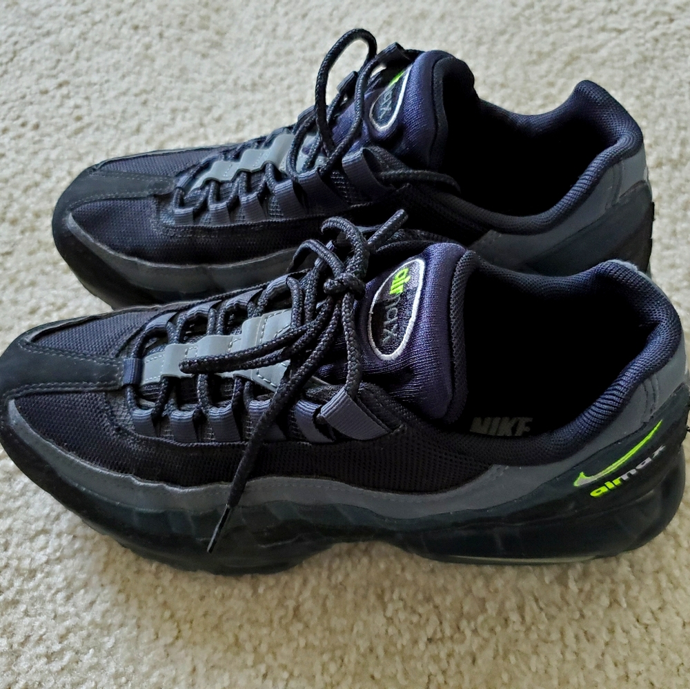 Nike air max '95 MENS size 8